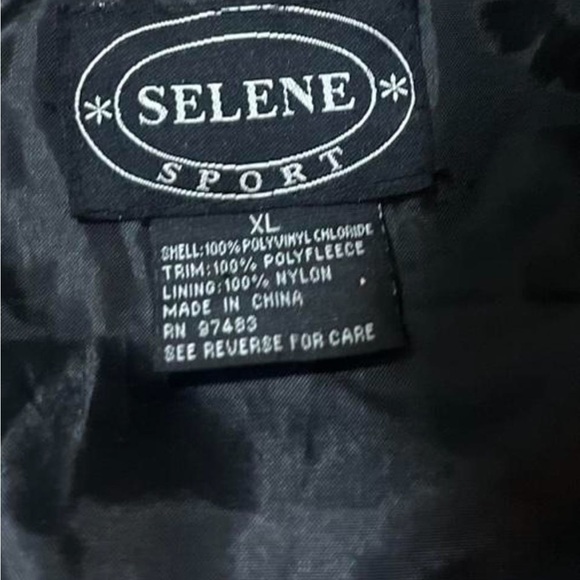 Black and White Animal Print Jacket - Picture 5 of 5